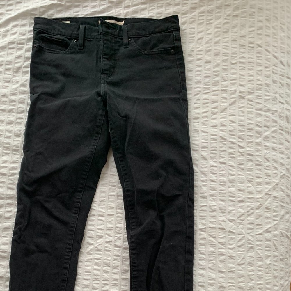 Levi's 311 Shaping Skinny Jean